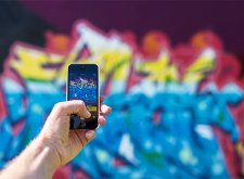 Smartphones sollten vor Viren und Malware geschützt werden